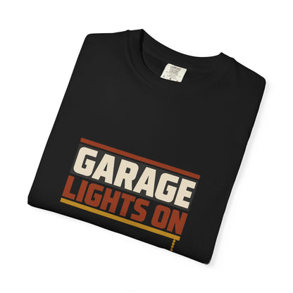 GARAGE LIGHTS ON T-Shirt | Retro Workshop Tee