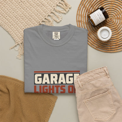 GARAGE LIGHTS ON T-Shirt | Retro Workshop Tee