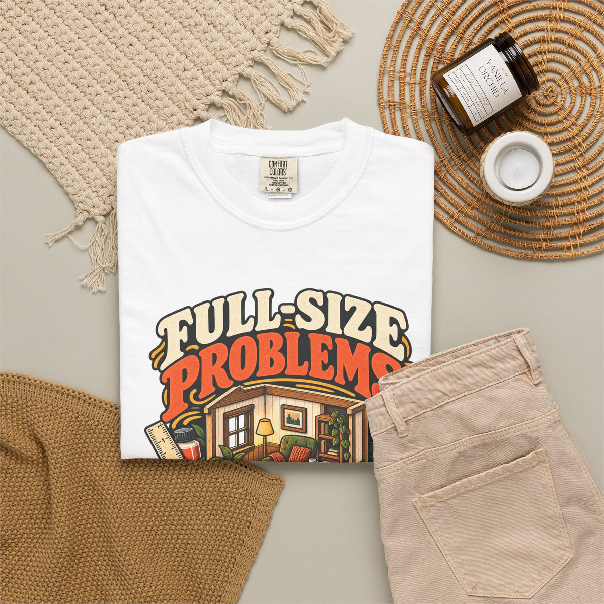 Vintage miniature room graphic tee for 1:12 scale hobbyists