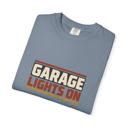GARAGE LIGHTS ON T-Shirt | Retro Workshop Tee