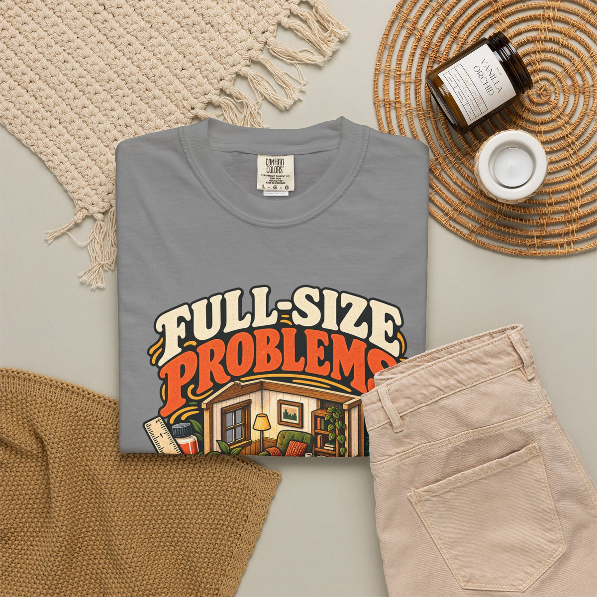 Vintage miniature room graphic tee for 1:12 scale hobbyists