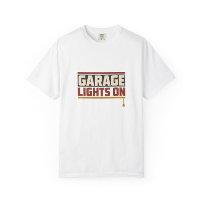 GARAGE LIGHTS ON T-Shirt | Retro Workshop Tee