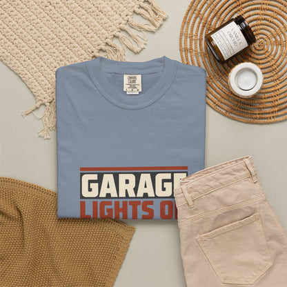 GARAGE LIGHTS ON T-Shirt | Retro Workshop Tee