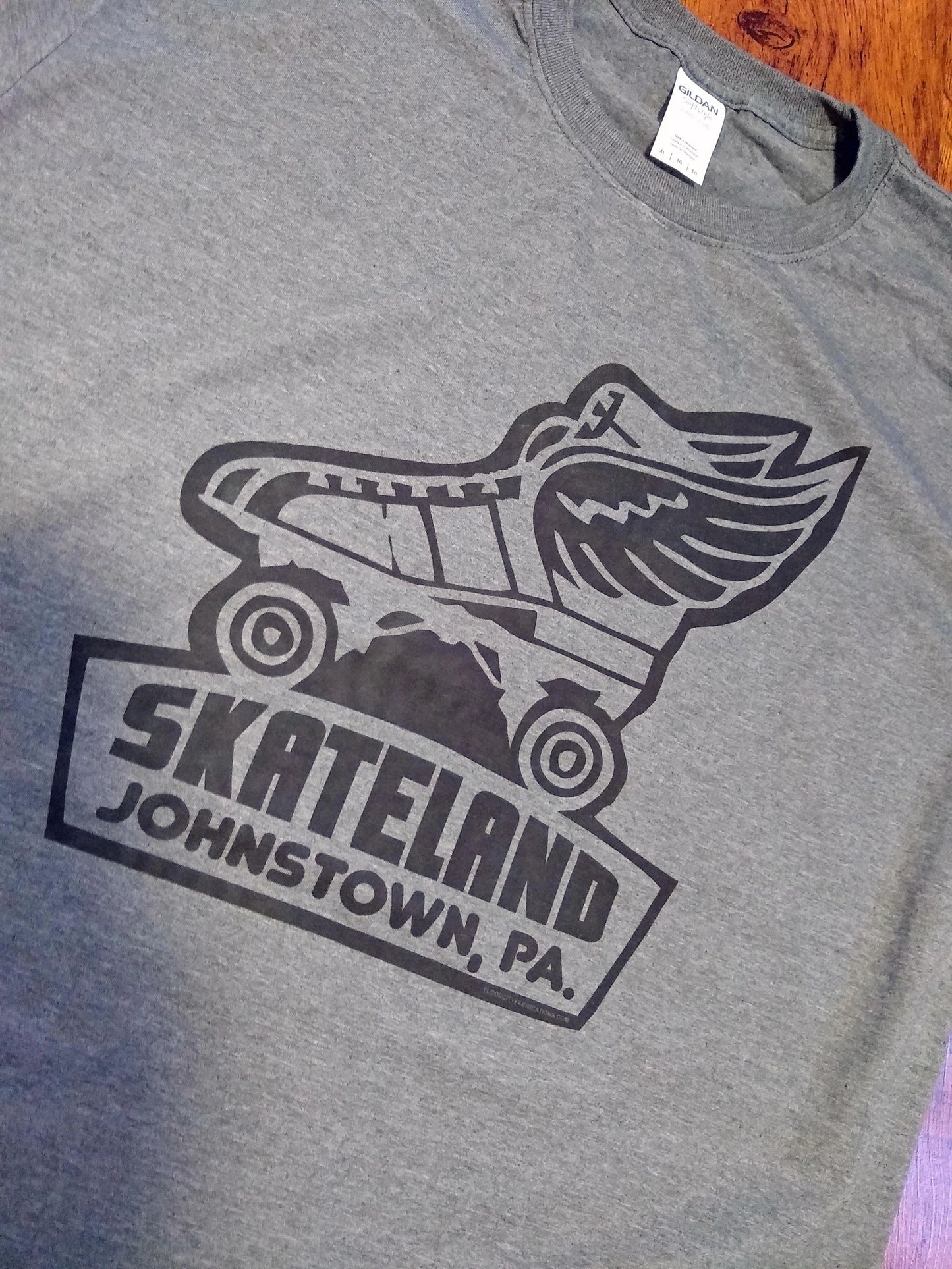 Skateland t-shirt Johnstown, PA Retro – alternate product view