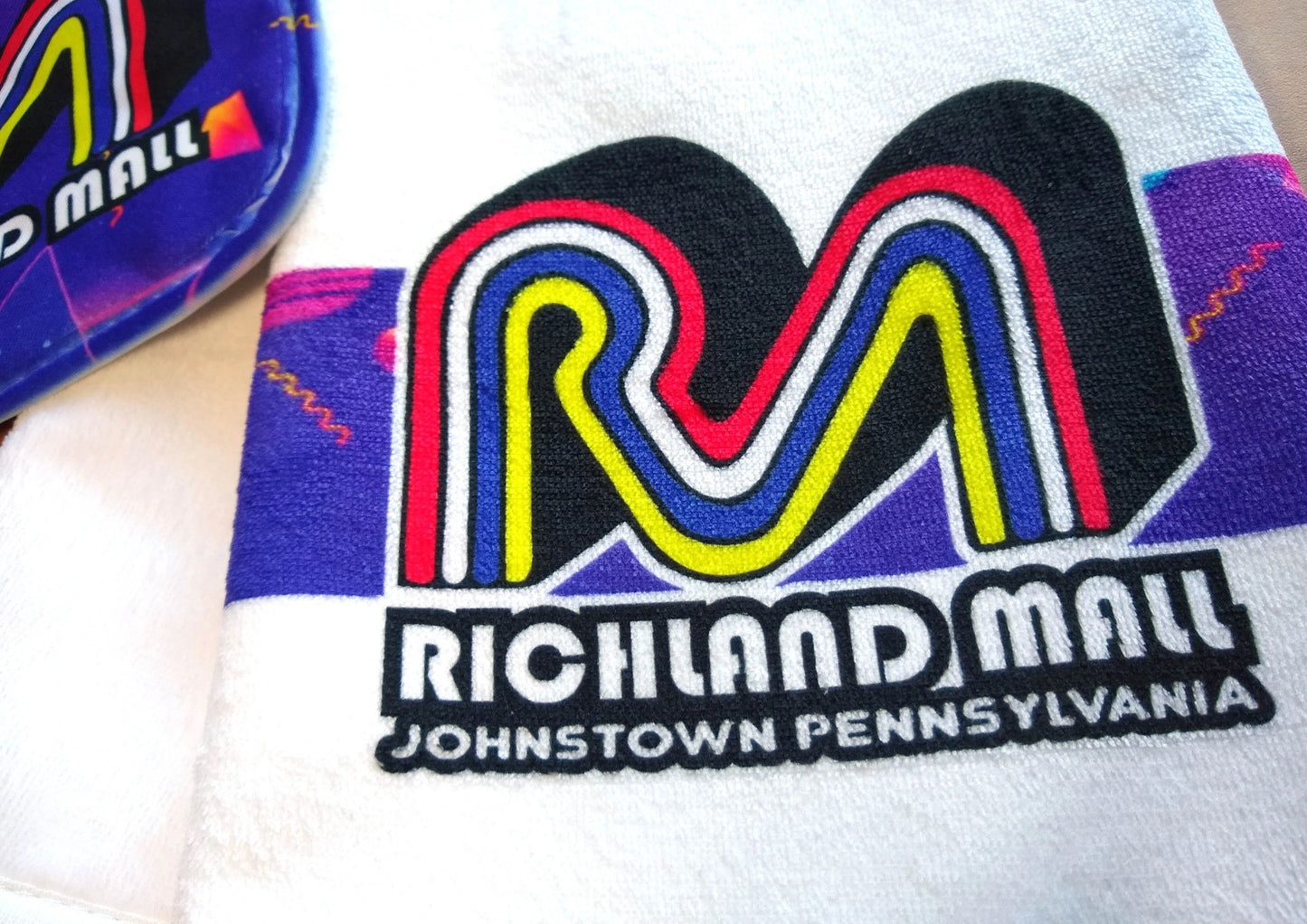 Richland Mall Johnstown PA Towel potholder set 80's retro – alternate product view